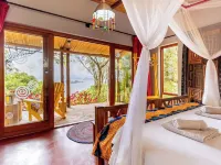 Chameleon Hill Forest Lodge Hotels in Bufumbira