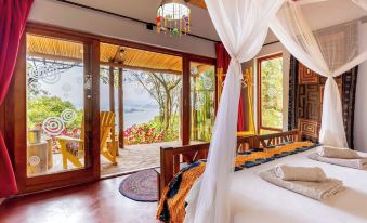 Chameleon Hill Forest Lodge