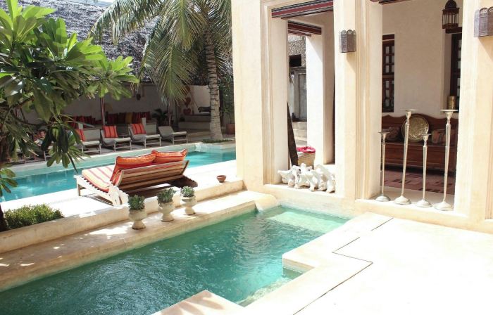 LAMU HOUSE