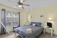 Blue Wolf Retreat! One Block to Beach! Pool, Pets, and Walk to groceries & more!