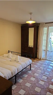 Beautiful 6 Bedrooms Villa on the Cap d'Antibes with panoramic sea views