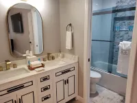 2 Bedroom Fountain Hills Retreat w Jacuzzi ,Pet Friendly!