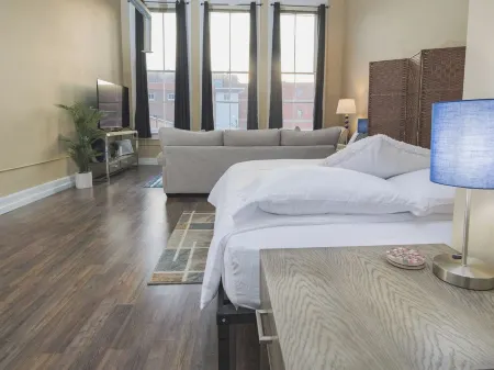Downtown City Loft Отели в г. Лафайетт