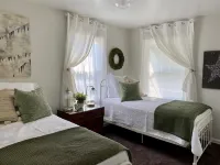 Immaculate, bright & airy newly updated home in gorgeous Meridian next to Boise!