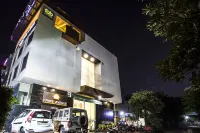 FabHotel Prime Avenue Hotels in Indore