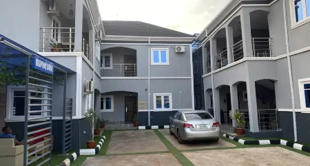 Geoworld Apartments & Suites Отели в г. Макурди