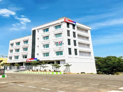 Housr Rushikonda Visakhapatnam Near Apiic Towers Hotels near Bheemili Beach