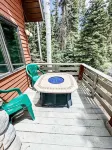 Escape into Nature - Cozy Beaver Cabin by Eagle Point Ski Resort & Puffer Lake