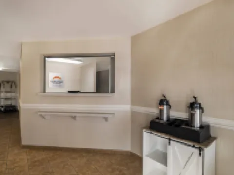 Suburban Studios Denver Central-Arvada Hotels in Arvada