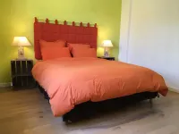 Large house in the countryside Hotels in Collobrieres