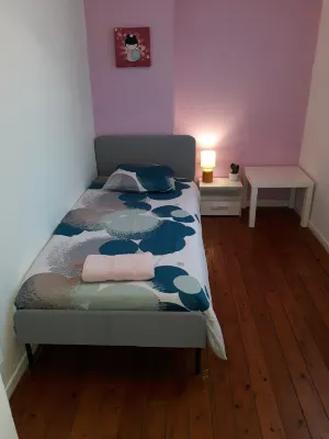 L'Escale Arquaise, la Maison au Jardin Fleuri 5 km from Dieppe 7 Days Minimum Các khách sạn ở Arques-la-Bataille