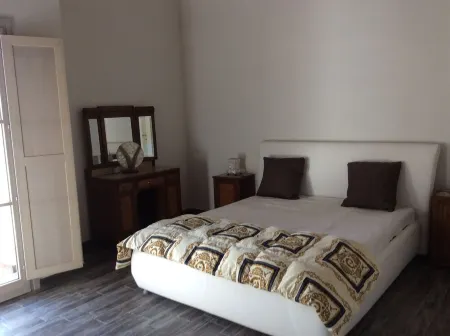 Country house restored preserving the Tuscan features