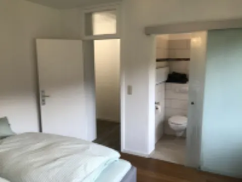 Generations Holiday Green View *King Size Bed*