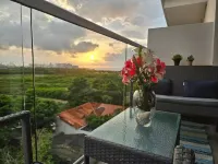 New Luxury loft private Jacuzzi. sea view