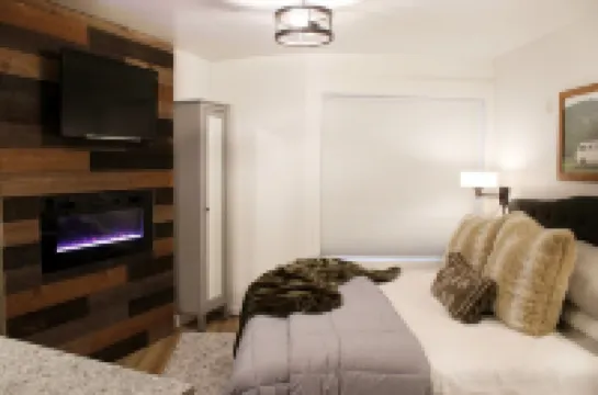 Cozy and Clean Park City Studio
