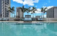 Cozy @ Downtown Doral