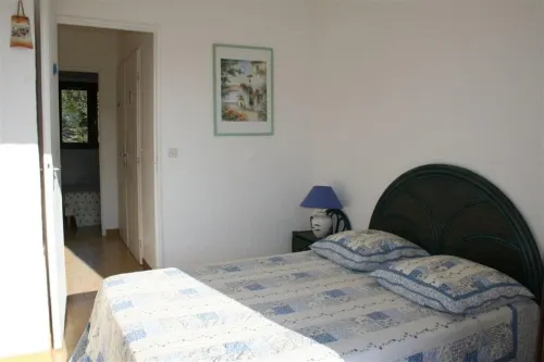 300 m from beach and shops