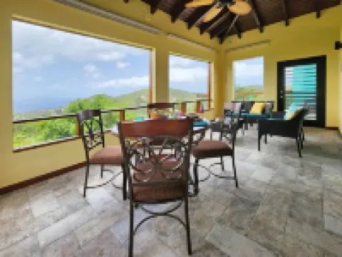 Midnight Sun - 2 Bd/1 BTH Villa Suite - Spectacular Island & Water Views -Solar