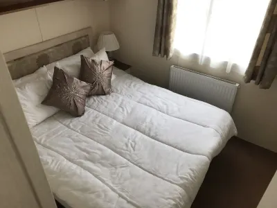 Orchid - dog friendly with sea view on Rockley Park, Poole