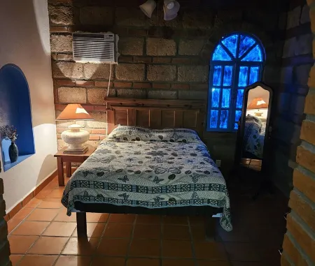 Cozy condo with AC and WiFi in tranquil Bucerías