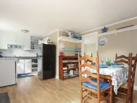 Cozy Cottage in Eastham near National Seashore 이스트햄 호텔