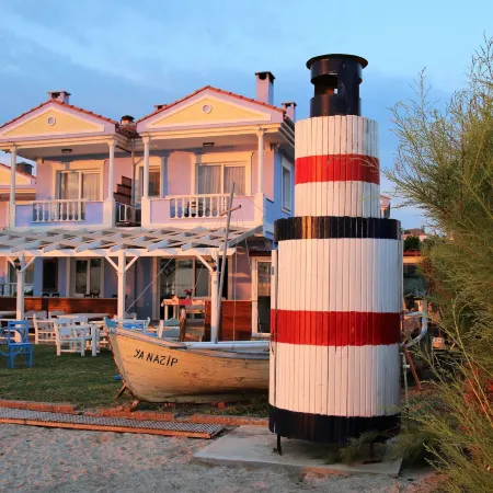 Cundavilla Hotel & Suites