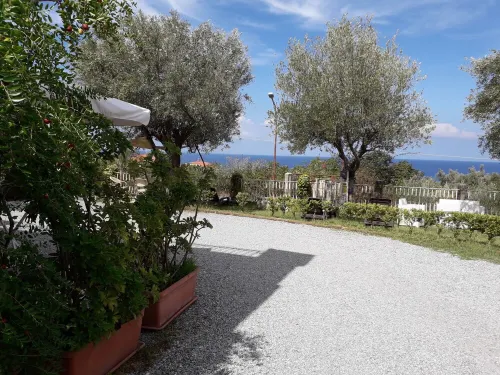 Romantic studio with sea view inside Casale San Francesco resort