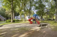 Cozy chalet – garden, hiking & workspace HS Wifi, Houthalen, Genk Hotels in Houthalen