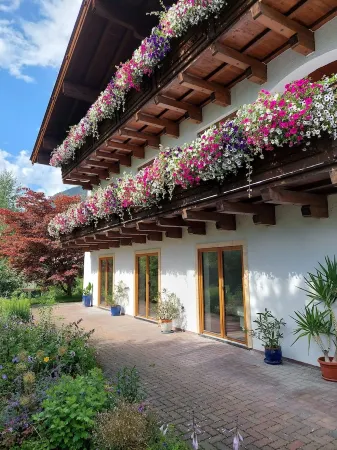 Spacious apartment to relax in quiet neighborhood Отели в г. Гемайнде Зальфельден-ам-Штайнернен-Мер