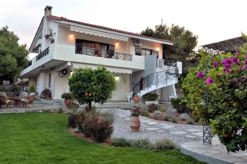 The House of Art, Corinth - AM. 00000196578