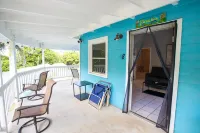 Sea and Mtn Views-Walk To Cane Bay Beach Cottage