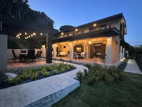 *Amazing Views*Mountain top*Temp 60s F*Heated Spa*