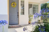 Welcome to cozy fully stocked home with TV in every room! Near downtown, airport