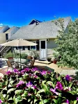 Private cottage at the entrance of Island Beach State Park