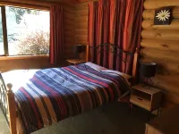 Spacious log chalet with free WIFI, great for a few families