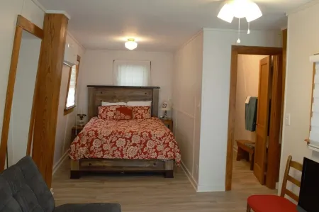 Unique 3 Story Lighthouse Отели в г. Бакстер