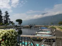 Magnificent apartment in character residence with swimming pool