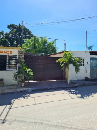 Beautiful House in the center of Isla Aguada Отели в г. Исла Агуада
