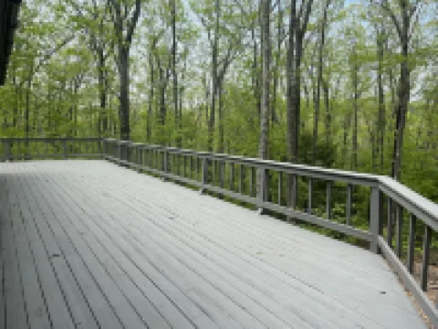 Beautiful Waterville Estates country home