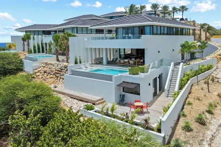 Blue Bay Golf & Beach resort - Villa Bocazul 1, private pool , stunning view