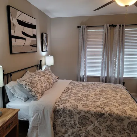 LUXURIOUS 3800sf House in a gated subdivision includes great amenities.