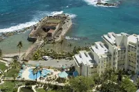 What a view! Oceanfront Studio, Superb Location, very central!
