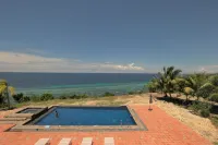 Oceanfront Spanish Villa - FREE Starlink Wi-Fi - Villas