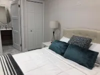 Charming 2-bedroom apartment with WiFi, AC in marvelous Nassau Hotels in 