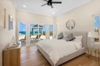 Luxury Private Oceanfront Villa w/ Infinity Pool - Sleeps 6- 12 people