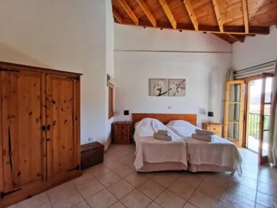 Unique Stone House Traditional Villa in Ayia Anna Hotels in 