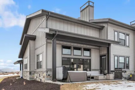 New East Deer Valley 1Min Away, Luxury 4Br Twin House,Hot Tub,  Park City 10 Min