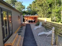 Luxury chalet "Strandperle, "on a 5 star site, by the sea Hotels in Petten