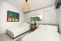 Dream Villa - Luxury Stay w/ Pool & Beach Access