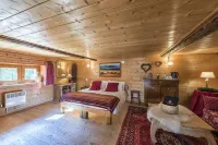"CHALET dei FIORI" Room & Apartment Hotels in Leventina